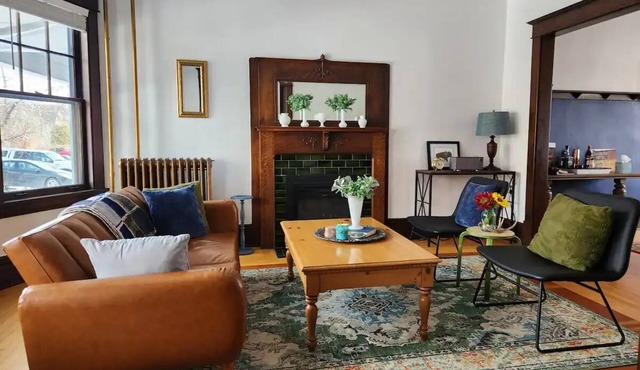 Historic Craftsman 3 Bedroom Home in Uptown Butte