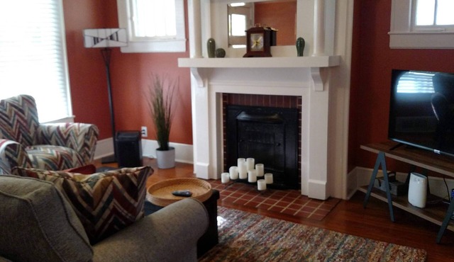 Historic Craftsman bungalow near Winston Salem, wineries and mountain activities