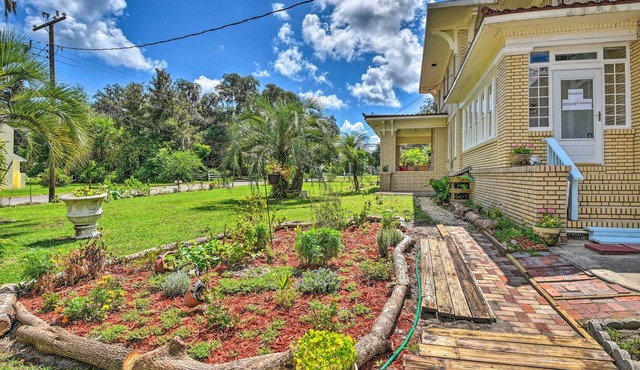 Historic Crescent City Studio - Lakefront w/Dock!