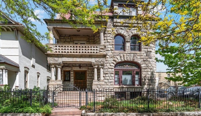 Historic Denver Apt Steps From Fillmore Theatre