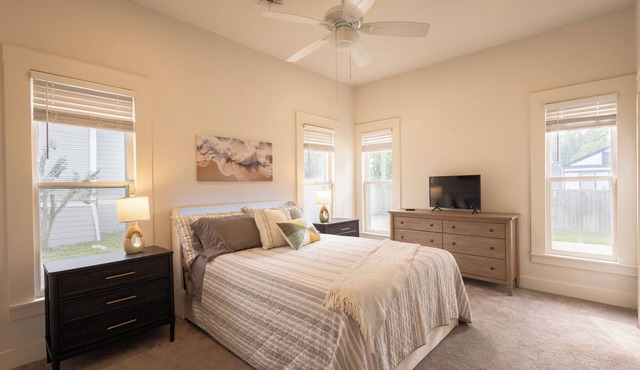 Historic District Haven Collected & Comfortable