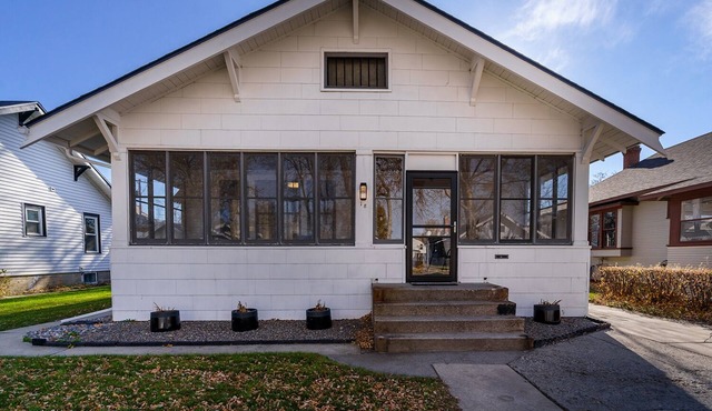 Historic District! Walk to the Heart of Downtown!