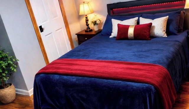 Historic Downtown Beaver Meadows l 3 bd 4 sofa bd w Dishwasher Laundry & Kureg