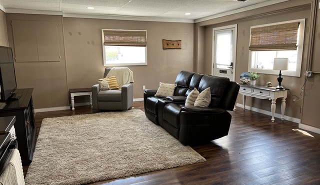 Historic Downtown 1st Floor Flat