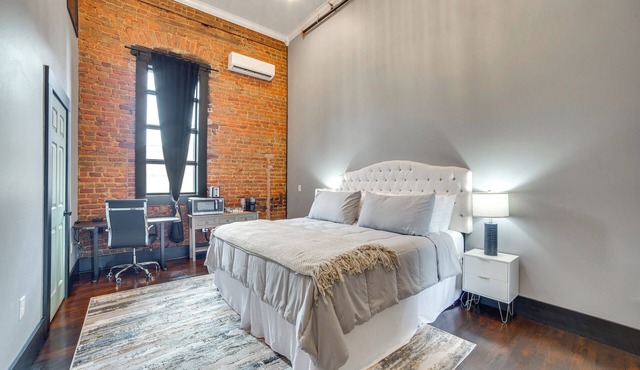 Historic Downtown Marshall: Efficient Studio Space