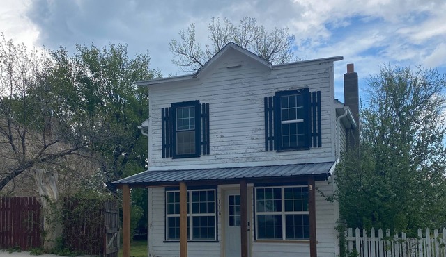 Historic Downtown Piedmont, SD House Built in 1910.