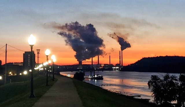 Historic Downtown Apartment! Walk to Casino/River!