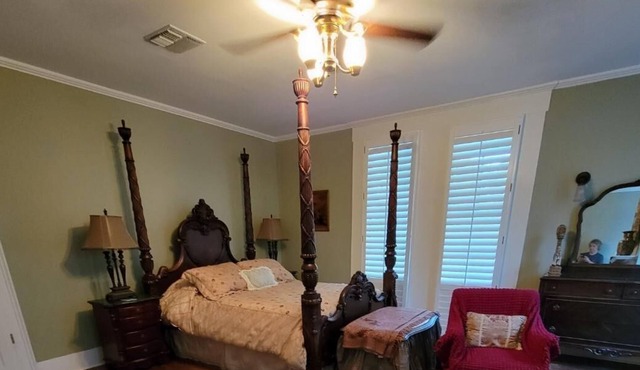 Historic Fairfax Bed and Breakfast