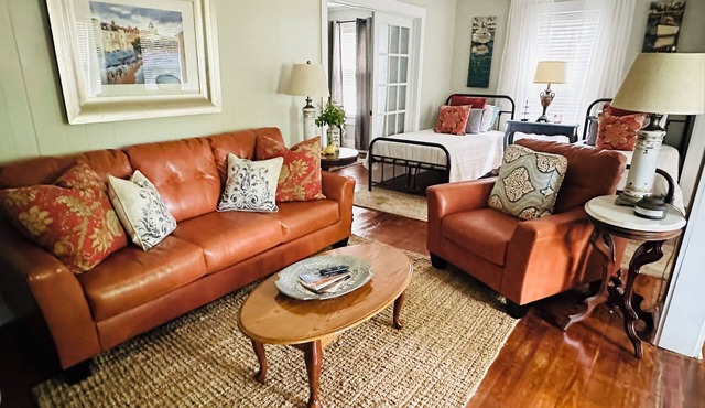 Historic Fairhope Bay Cottage