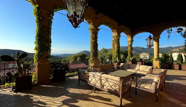 Historic family home in the heart of a Corsican village