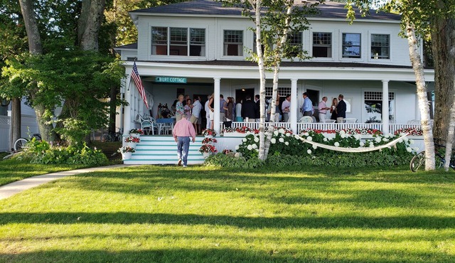 Historic Family Cottage on Lake Michigan in magical Harbor Springs, 11-BR/8 Bath
