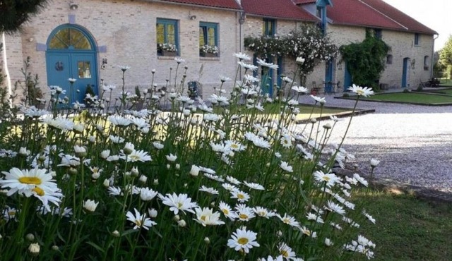 Historic Farm Cottage 1713, near Dunkirk beaches