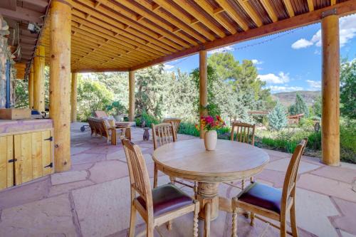 Historic Farm Cottage on Wine Trail Near Sedona
