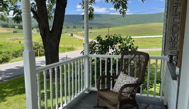 Historic Farmhouse Getaway