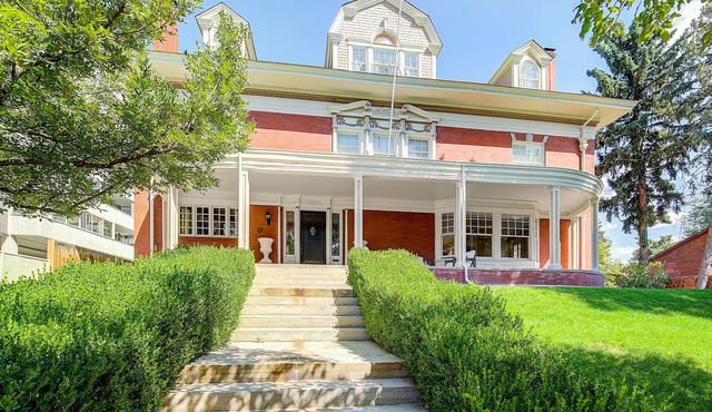 Historic French Consulate Mansion 5BR Sleeps 10+