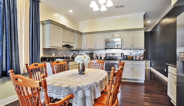 Historic Garden District 2-Story Home-Large group approved!