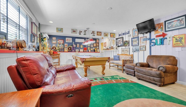 Historic Gem in the Heart of Little Italy!