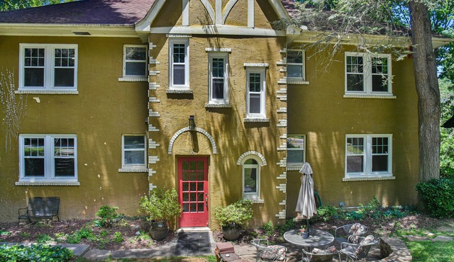 Historic Grove Park Rental - Apt #2