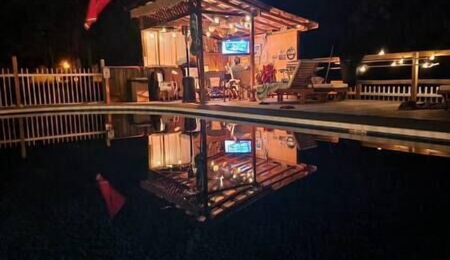 Historic Guest House Wi-Fi No Chores!