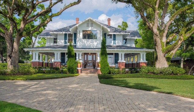 Historic Hollingsworth House in Dwntwn Lkld. Lake Front, Pool, Mini Golf!