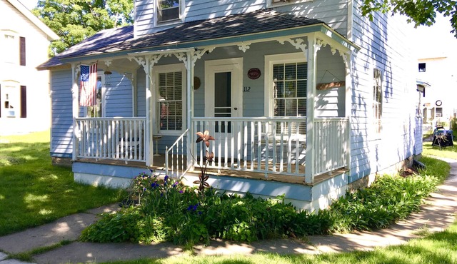 Historic Home Downtown Elk Rapids