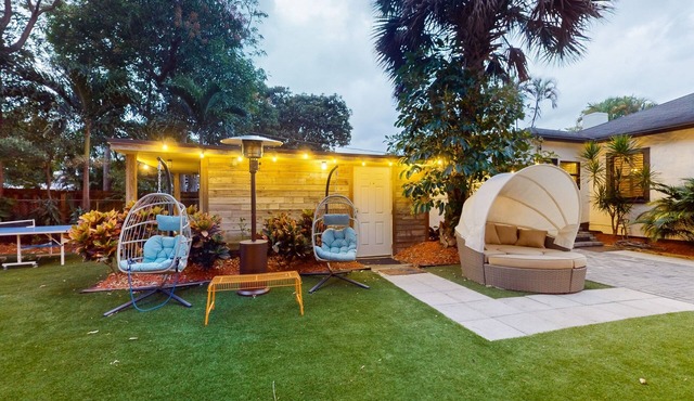 Historic home in great locale with shared sauna, Ping-Pong, mini-golf, & grill