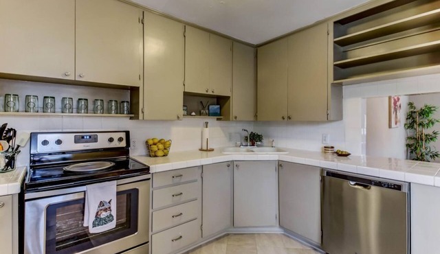 Historic Home in Avondale/Riverside, Quiet Area & Close Downtown Jacksonville