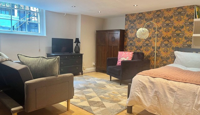 Historic home in Central London, close to Eurostar, West End & Tube