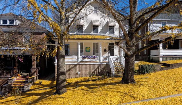 Historic Home in Downtown Hinton : Starlink : Near New River Gorge