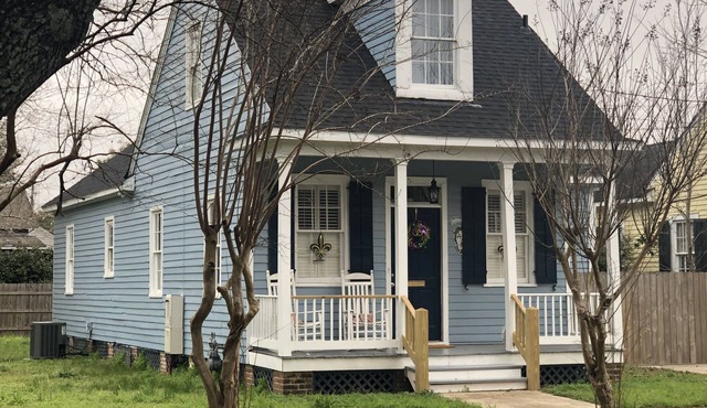Historic home in Downtown Mobile next to Civic Center and Mardi Gras parades