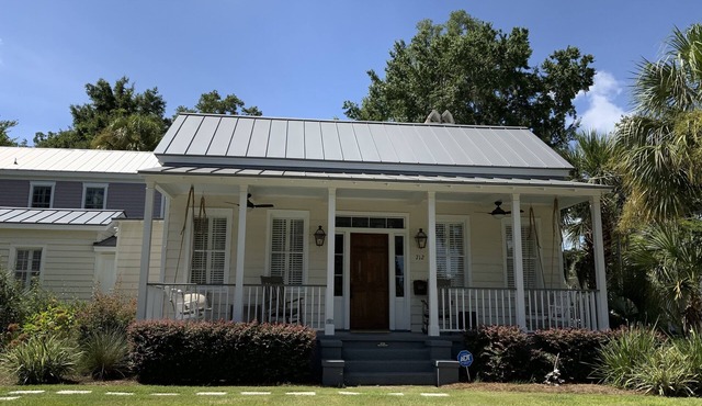 Historic Home Located in historic district of Beaufort, SC
