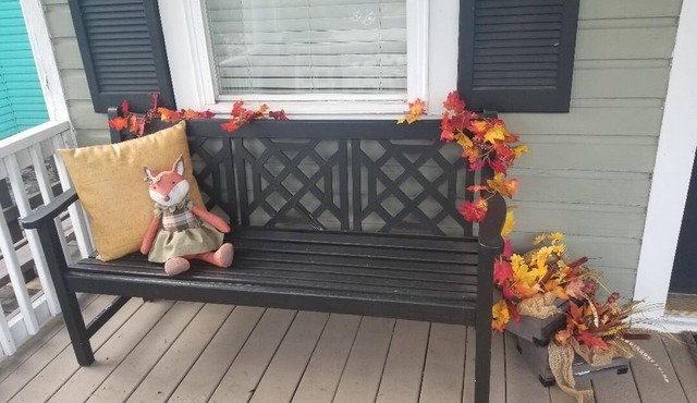Historic Home - minutes from Downtown and Beach!