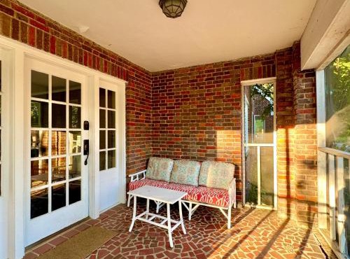 Historic Home, Modern Amenities- 15 Minutes to Downtown Chattanooga- Perfect for Families