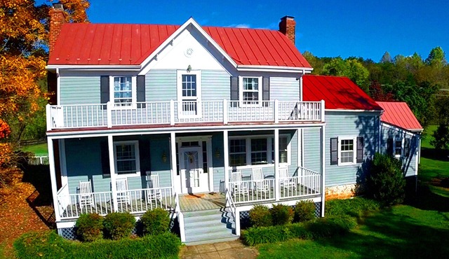 Historic home outside of Charlottesville, close to Shenandoah