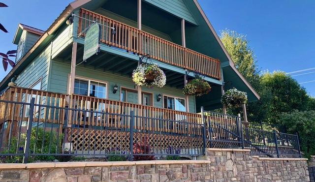 Historic home w/Private Hot Tub in the heart of Downtown Pagosa Springs!