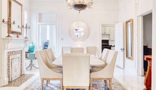 HISTORIC HOME - Walk to French Quarter - Free Parking - Sleeps 10