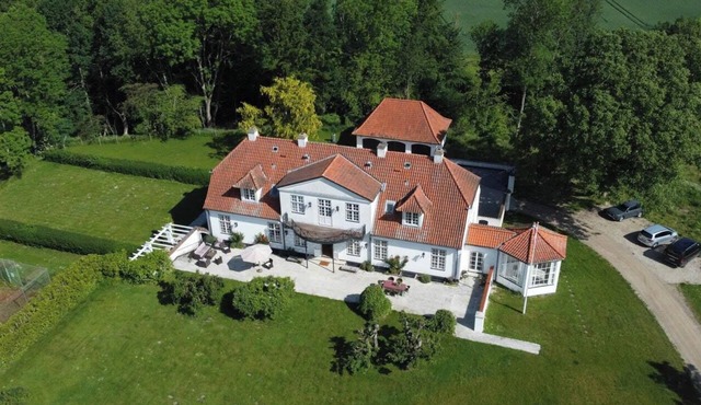 Historic house in Skjoldungernes Land park