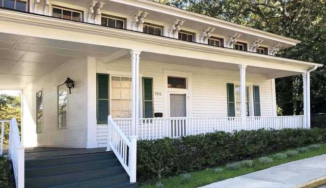 Historic House on Cherry Street Downtown