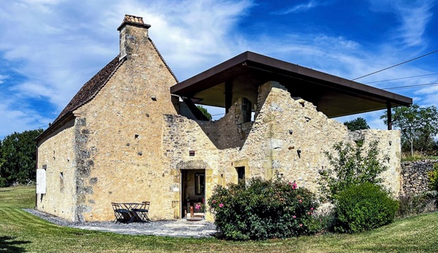 Historic house renovated into Boutique