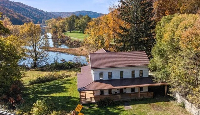 Historic Hunter’s Haven, Waterfront Gem in Tionesta. Float, fish and relax here.