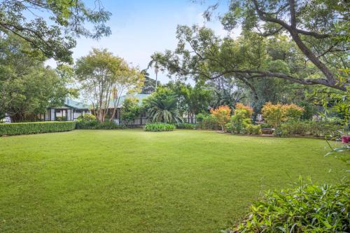 Historic Huntingdon House