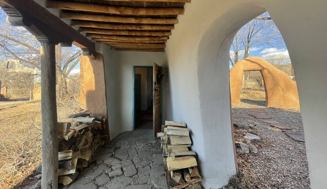 Historic La Cumbre - Easy Writer House