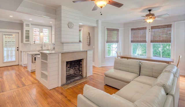 💲Historic Lady💲2 Block Stroll to DT- 3Mi to Beach - Optional Guesthouse