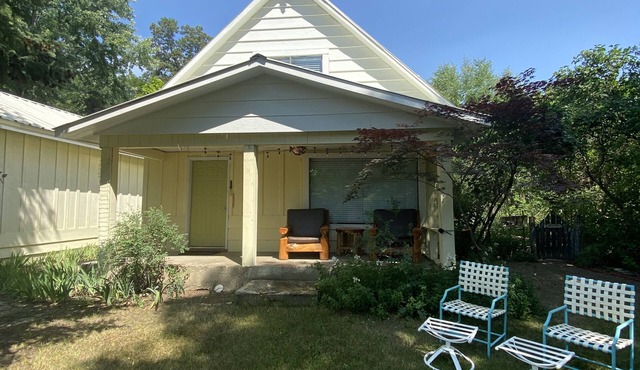 Historic Lake Roosevelt Home