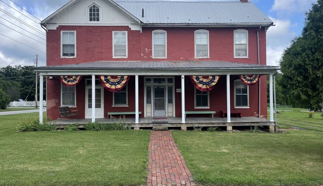 Historic Laura Jackson Arnold House