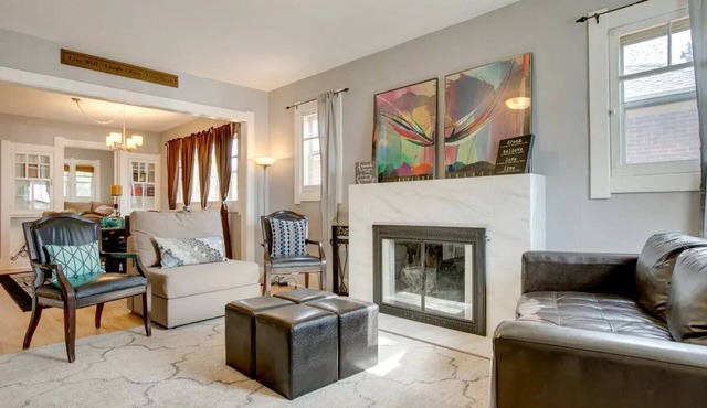 Historic Lumineers House - Walk to Washington Park - 4BR/2BA - Mins to Downtown