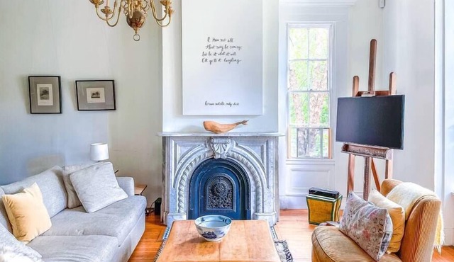 Historic Melville Mansion Near Ferry – 3BR/3.5BA