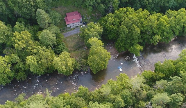 HISTORIC MILL KEEPER'S HOUSE, FRONTING ALONG BUFFALO CREEK, ROCKBRIDGE CO. , VA