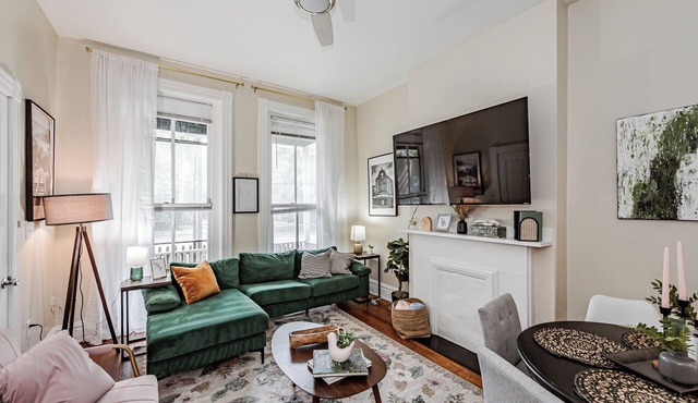 Historic Modern Walkable to to VCU