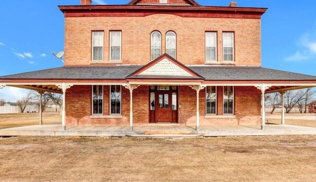 Historic Montana Farmhouse